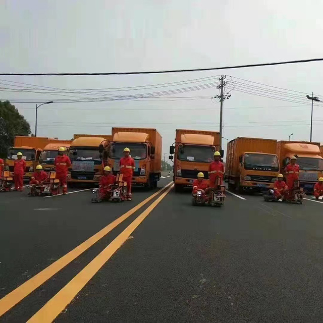 專業(yè)的施工團(tuán)隊(duì)